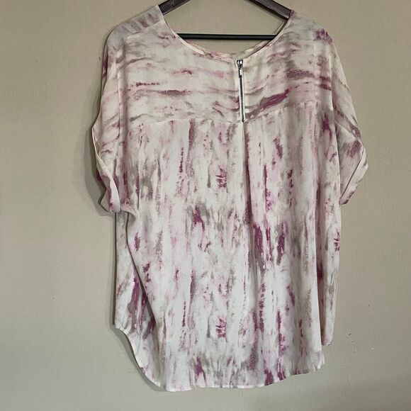 2X Maurices Women's Plus Size Roll Sleeve Blouse - Picture 3 of 4